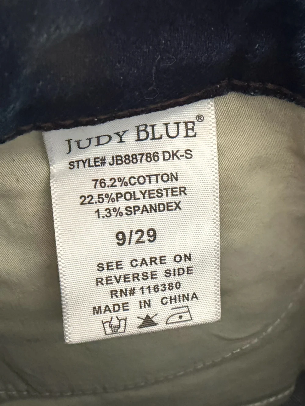 Judy Blue dark blue denim boot cut jeans Women’s sz 29 Short